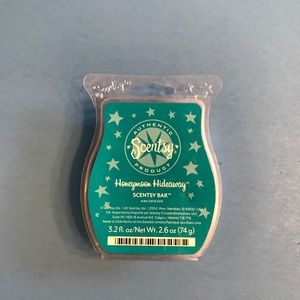 NEW SCENTSY BAR - Scentsy Honeymoon Hideaway Bar.